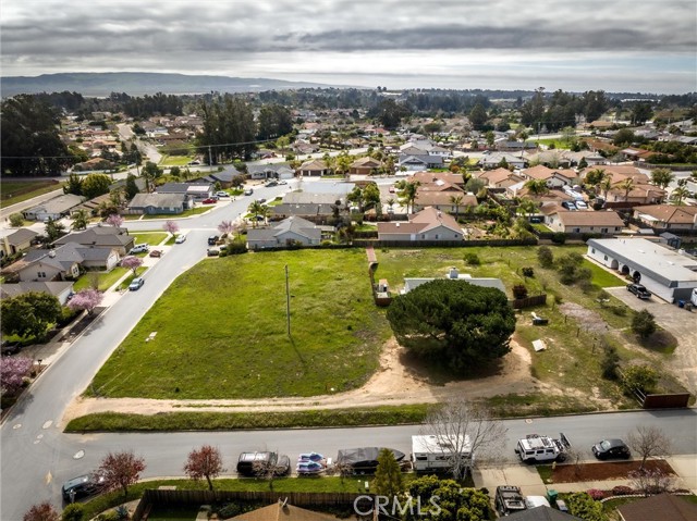 Detail Gallery Image 15 of 17 For 836 Grande Ave, Nipomo,  CA 93444 - 2 Beds | 2 Baths