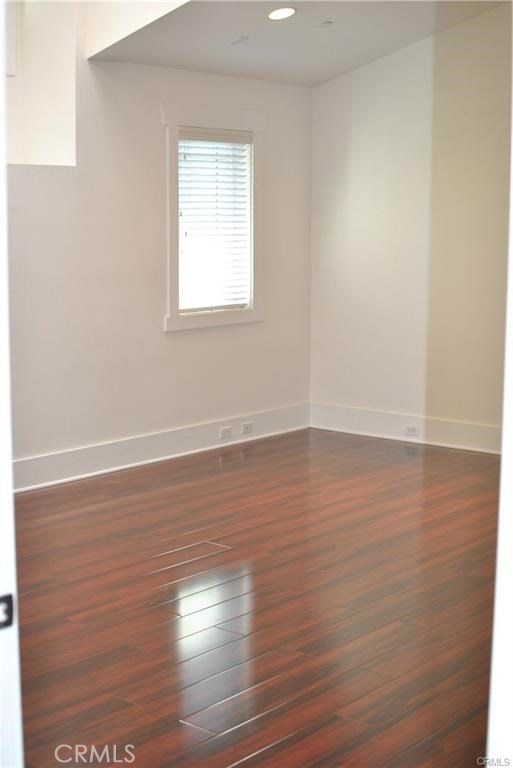 Detail Gallery Image 58 of 75 For 804 N Irena Ave #B,  Redondo Beach,  CA 90277 - 3 Beds | 2/1 Baths