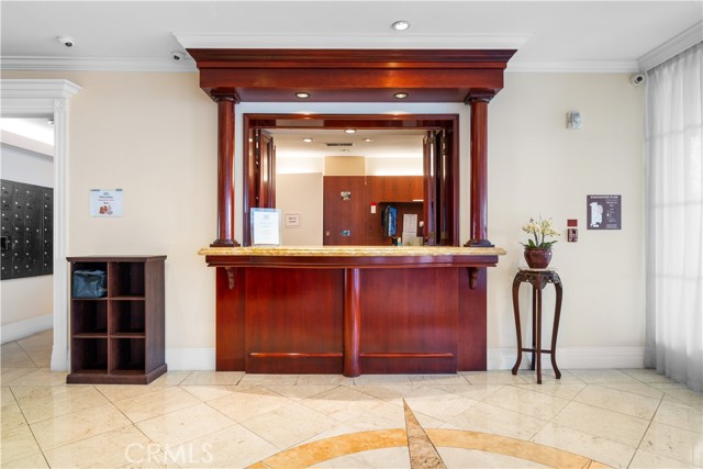 Detail Gallery Image 11 of 33 For 969 Hilgard Ave #1006,  Los Angeles,  CA 90024 - 1 Beds | 1 Baths