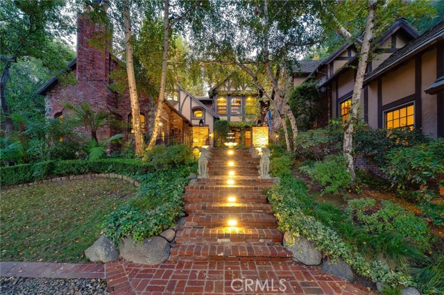 Front Image Thumbnail for CRCV25231197