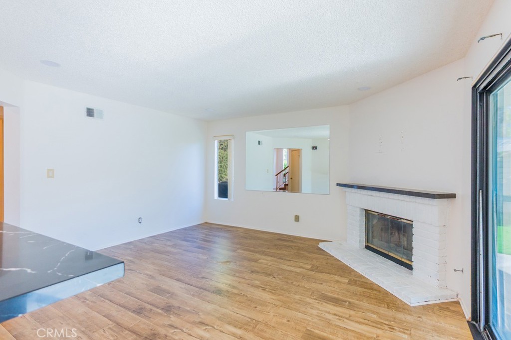 MLS #SR25280679 image #15