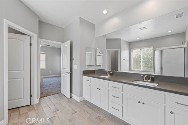 7714 Paisley Avenue, Hesperia CA: https://media.crmls.org/medias/f39d31cd-df1b-4d69-8e76-30cc6cf19c0e.jpg