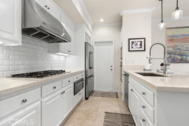 Detail Gallery Image 13 of 37 For 500 Goldenrod Ave, Corona Del Mar,  CA 92625 - 3 Beds | 2/1 Baths