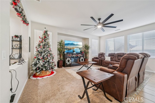 Detail Gallery Image 5 of 24 For 1379 Grapeseed, Beaumont,  CA 92223 - 3 Beds | 2/1 Baths