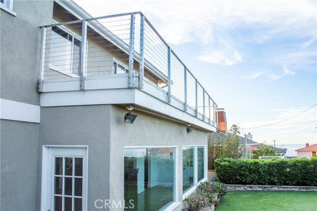 Detail Gallery Image 32 of 48 For 229 via Pasqual, Redondo Beach,  CA 90277 - 4 Beds | 4 Baths