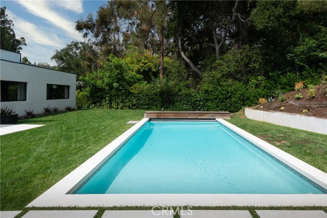9924 Liebe Drive, Beverly Hills CA: https://media.crmls.org/medias/f3a1489d-672e-488a-8739-aede1fcbb388.jpg