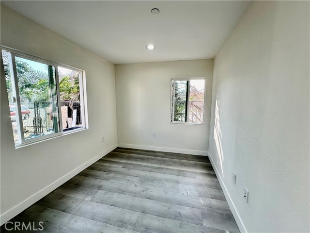 Detail Gallery Image 7 of 9 For 325 W W 6th St St, San Bernardino,  CA 92401 - 3 Beds | 2 Baths