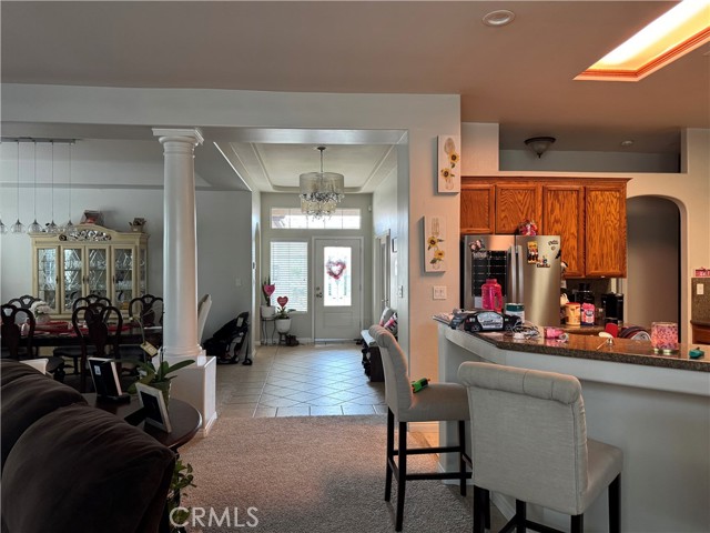 Detail Gallery Image 4 of 38 For 6719 Stafford Falls Dr, Bakersfield,  CA 93312 - 3 Beds | 2/1 Baths