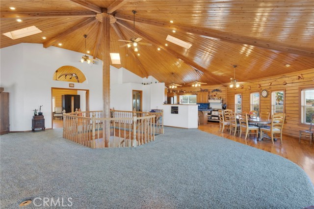 Detail Gallery Image 21 of 40 For 10328 El Centro, Oak Hills,  CA 92344 - 5 Beds | 4 Baths