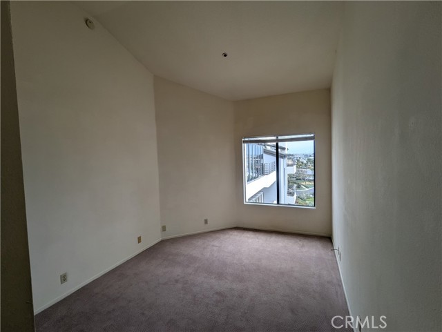 Detail Gallery Image 38 of 55 For 270 Cagney Ln #308,  Newport Beach,  CA 92663 - 2 Beds | 2 Baths