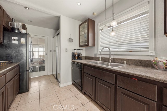 Detail Gallery Image 15 of 26 For 8049 Coral Bell, Buena Park,  CA 90620 - 4 Beds | 3 Baths