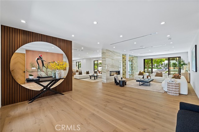 19750 Wells Drive, Woodland Hills CA: https://media.crmls.org/medias/f3a4b084-9d8f-45dc-afa3-7f82b4ed38b9.jpg