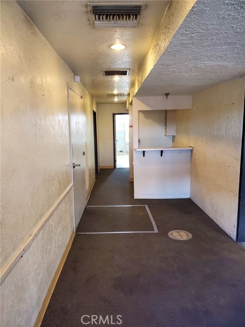 18523 Corwin Road, Apple Valley, California 92307, ,Commercial Lease,For Rent,18523 Corwin Road,CRHD25036061