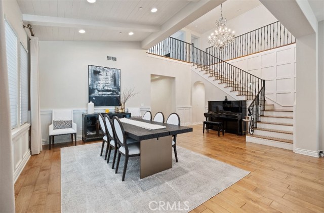 10 Shadybend, Irvine CA: https://media.crmls.org/medias/f3a66eb4-d293-41c1-b88b-4d28030df643.jpg