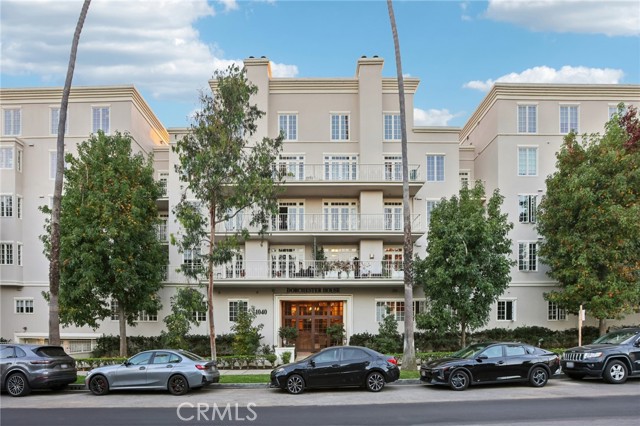 Detail Gallery Image 8 of 67 For 1040 4th #407,  Santa Monica,  CA 90403 - 3 Beds | 3/1 Baths