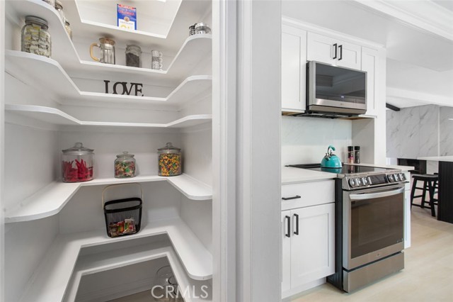 7231 Siena Avenue, Westminster CA: https://media.crmls.org/medias/f3a7207a-f6ff-42db-8033-9b6d08dfa4b5.jpg
