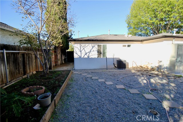 Detail Gallery Image 14 of 21 For 836 W 9th St, Corona,  CA 92882 - 3 Beds | 2 Baths