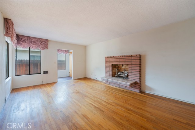 Detail Gallery Image 14 of 47 For 522 Avenue F, Redondo Beach,  CA 90277 - 5 Beds | 3 Baths