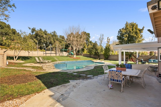 23943 Eagle Mountain Street, West Hills CA: https://media.crmls.org/medias/f3aa9e8d-7632-4ff2-aa7c-cdc1382eaefd.jpg