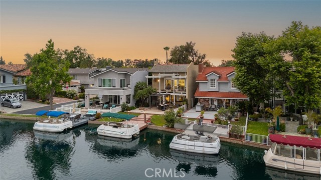 21778 Tahoe Lane, Lake Forest CA: https://media.crmls.org/medias/f3aaab01-9456-4f66-9f7c-0bd5bfe67287.jpg