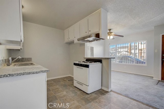 Detail Gallery Image 10 of 75 For 2122 E 10th St, Long Beach,  CA 90804 - – Beds | – Baths