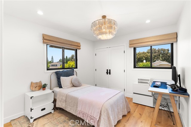 20 Whistling Isle, Irvine CA: https://media.crmls.org/medias/f3ab5d64-7be1-4120-bf5c-d411bd79efaa.jpg