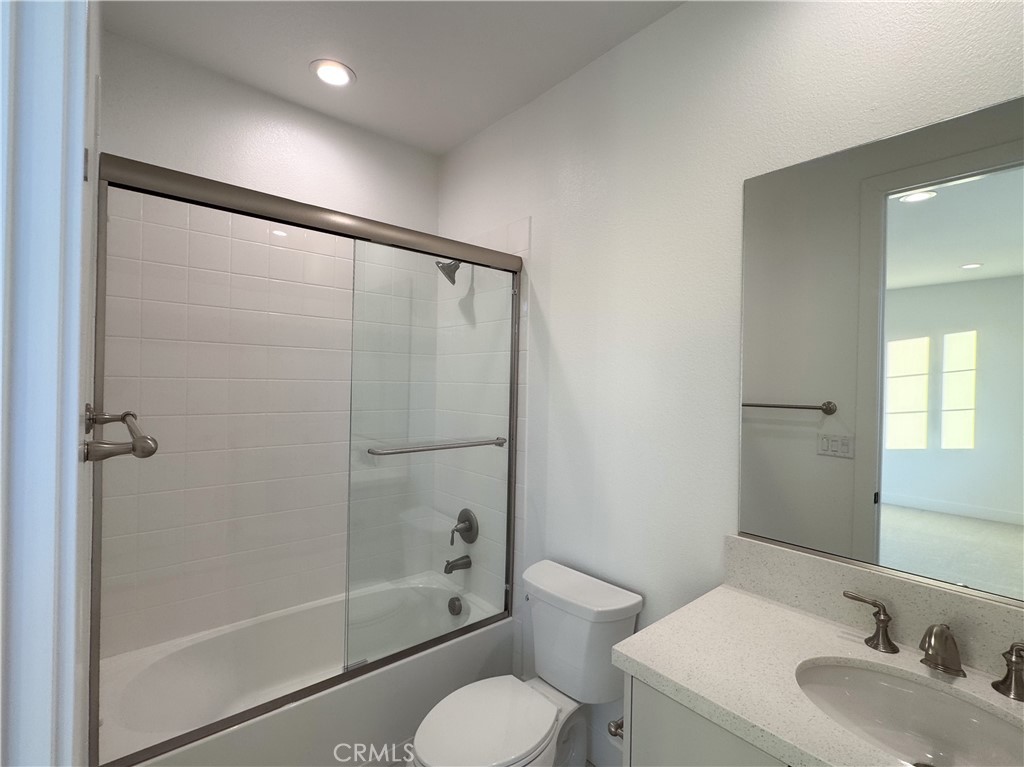 MLS #OC25257810 image #30