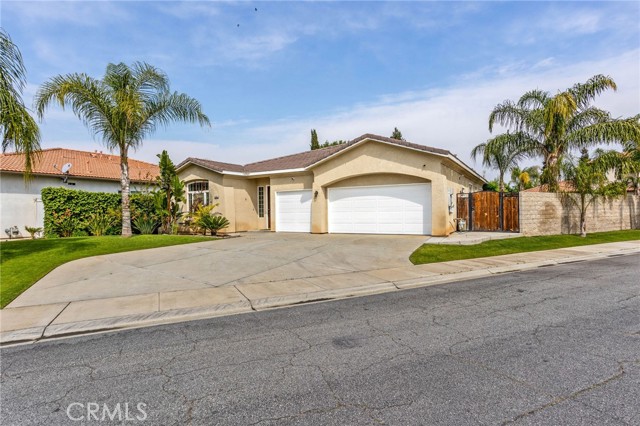 Detail Gallery Image 6 of 45 For 9302 via Catania, Bakersfield,  CA 93312 - 3 Beds | 3 Baths