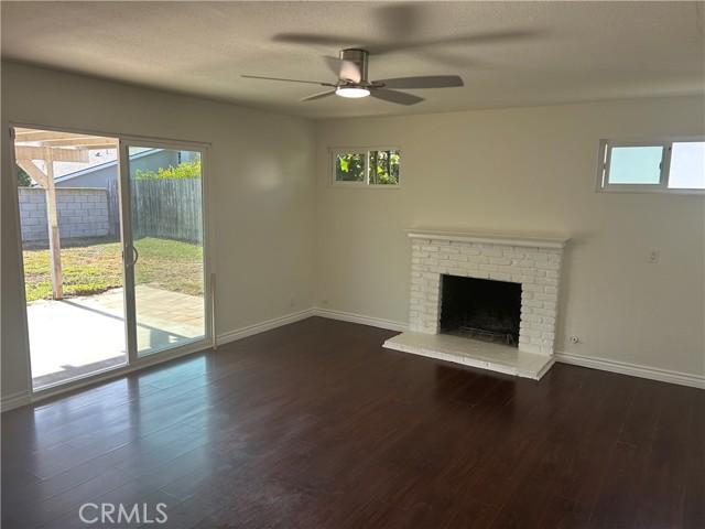 15911 Quartz Street, Westminster CA: https://media.crmls.org/medias/f3ac6f90-e6d4-4ffc-99aa-dedbcb4f9149.jpg