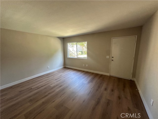 Detail Gallery Image 6 of 15 For 2394 Gonzaga Ln, Riverside,  CA 92507 - 2 Beds | 1/1 Baths