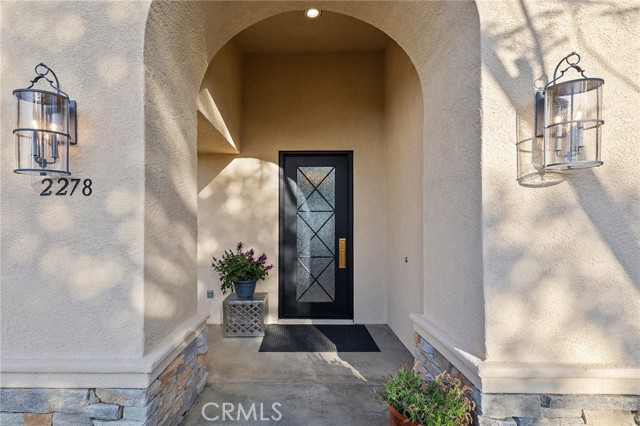 2278 Lindsey Court, Fallbrook CA: https://media.crmls.org/medias/f3aca39a-a4fc-4176-b7ad-e55292978bd2.jpg
