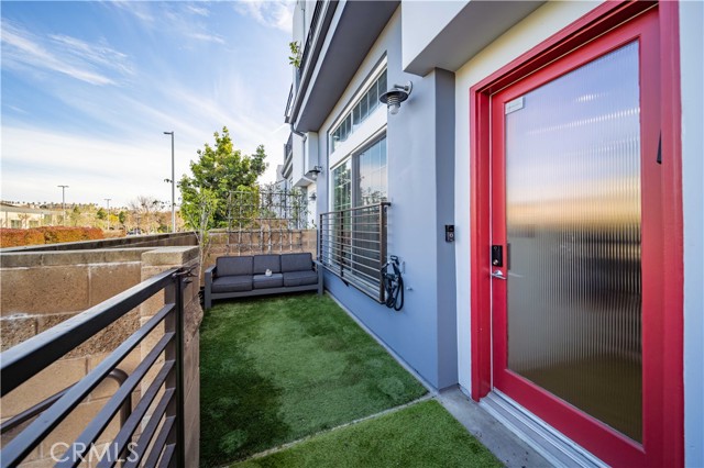 Detail Gallery Image 4 of 43 For 5350 Playa Vista Dr #19,  Playa Vista,  CA 90094 - 3 Beds | 2/1 Baths