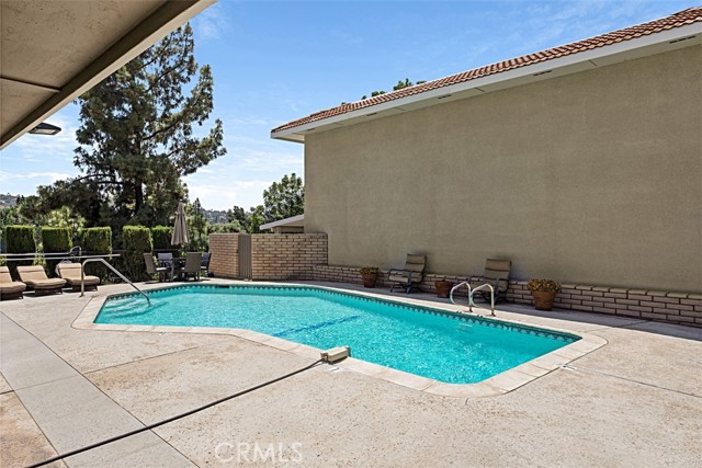 1040 Central Avenue, Riverside CA: https://media.crmls.org/medias/f3adea8c-89af-4682-8d14-c0a75f6f390f.jpg