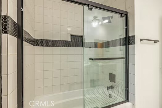 14614 Runnymede Street, Van Nuys CA: https://media.crmls.org/medias/f3ae0cd8-7bfd-48b4-89d5-e55f2b8a0217.jpg