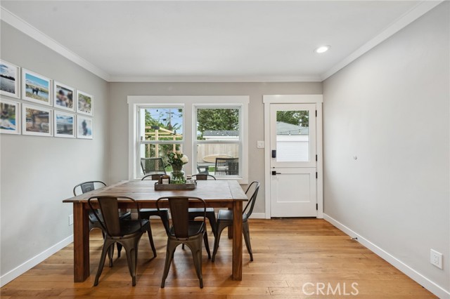 Detail Gallery Image 9 of 37 For 1111 W Maple Ave, Orange,  CA 92868 - 3 Beds | 2 Baths