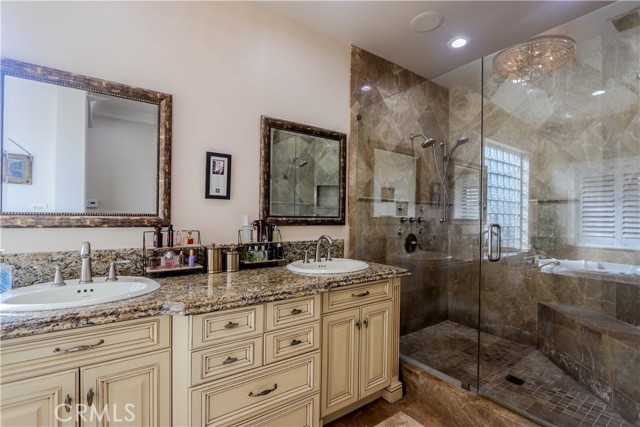 23180 Gray Fox Drive, Canyon Lake CA: https://media.crmls.org/medias/f3aeeb22-1529-487b-8c75-b2b50fa1a02a.jpg