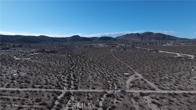 Detail Gallery Image 3 of 18 For 5024 Border, Joshua Tree,  CA 92252 - – Beds | – Baths