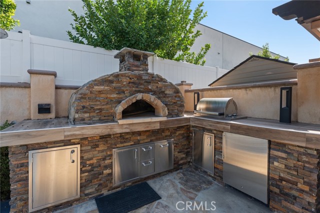 Detail Gallery Image 21 of 31 For 22639 Calvert St #F,  Woodland Hills,  CA 91367 - 1 Beds | 1 Baths