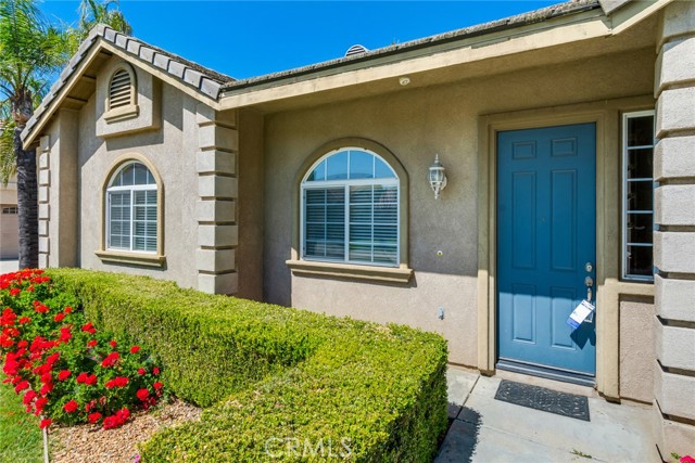 Detail Gallery Image 2 of 27 For 9726 Walnut Ct, Rancho Cucamonga,  CA 91730 - 4 Beds | 2 Baths