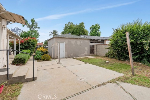 9933 Norwich Avenue, Mission Hills (San Fernando) CA: https://media.crmls.org/medias/f3b086b6-081b-4125-bdcb-36611c936167.jpg