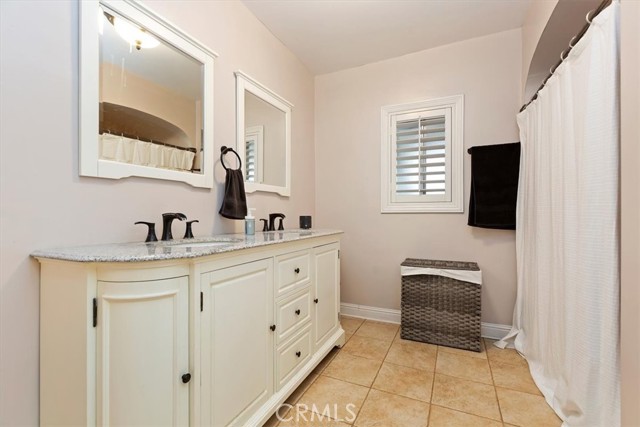 Detail Gallery Image 20 of 31 For 4910 Brockton Ave, Riverside,  CA 92506 - 3 Beds | 2/1 Baths