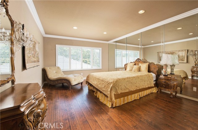 Detail Gallery Image 16 of 25 For 4313 Van Nuys Bld #201,  Sherman Oaks,  CA 91403 - 3 Beds | 2/1 Baths