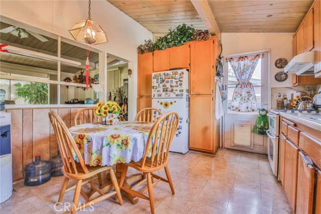 Detail Gallery Image 12 of 45 For 13856 Muroc St, La Mirada,  CA 90638 - 4 Beds | 2 Baths