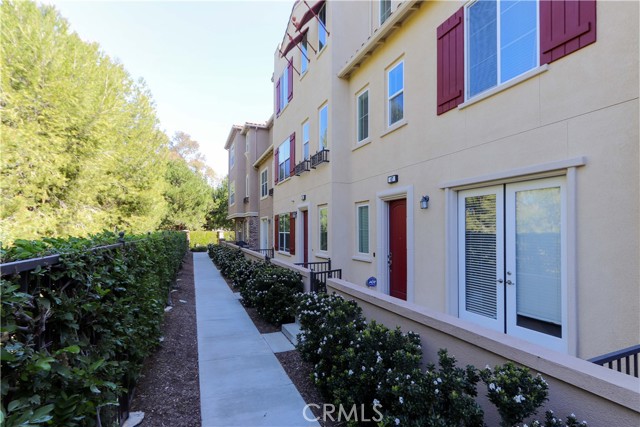 Detail Gallery Image 3 of 42 For 47 Aliso Ridge, Mission Viejo,  CA 92691 - 2 Beds | 2/1 Baths