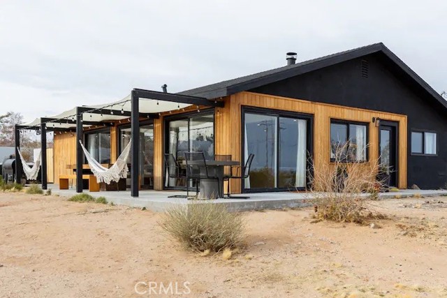 4044 Polaris Avenue, Joshua Tree CA: https://media.crmls.org/medias/f3b2126b-d3df-40c0-ad03-a987e599ceed.jpg
