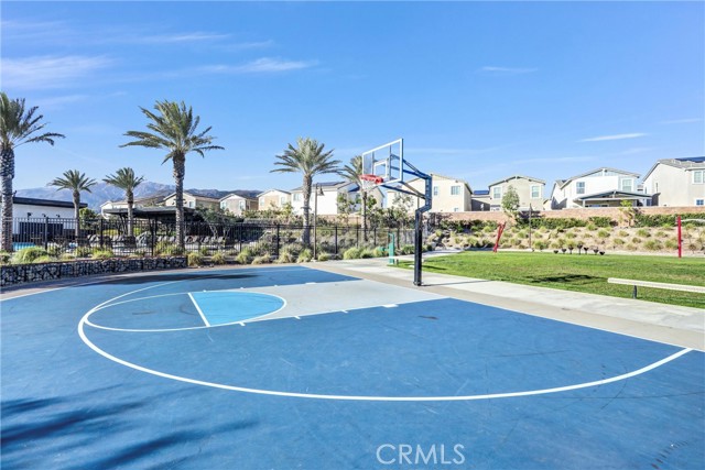 Detail Gallery Image 39 of 41 For 16681 Wyndham Ln #8,  Fontana,  CA 92336 - 3 Beds | 2/1 Baths