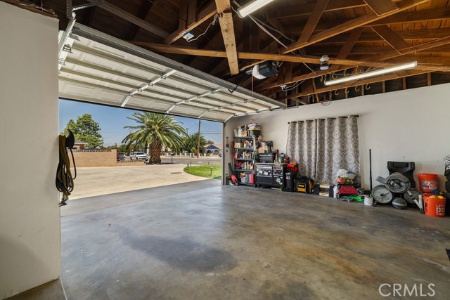 41841 55th W Street, Lancaster CA: https://media.crmls.org/medias/f3b2fee5-aebd-41b1-9224-299f70b95908.jpg