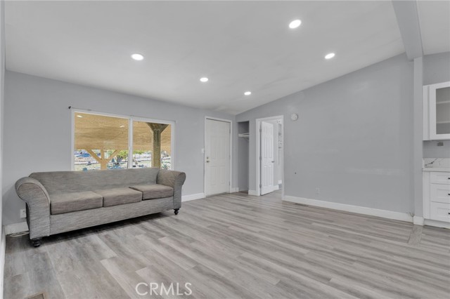11924 Mountain Road, Pinon Hills CA: https://media.crmls.org/medias/f3b3e0d4-a6c2-4efe-a411-fc168680fd60.jpg