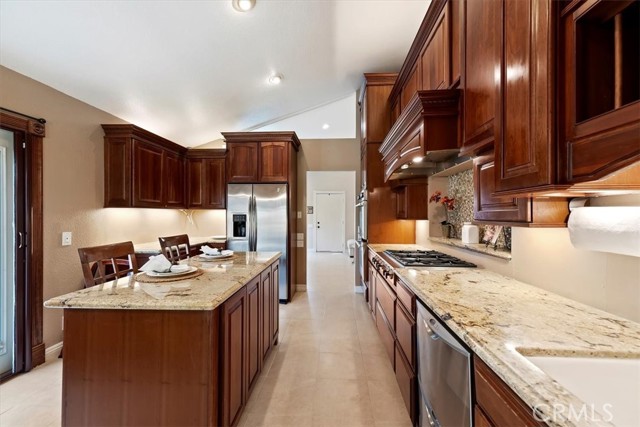 Detail Gallery Image 8 of 40 For 28382 Lanuza, Mission Viejo,  CA 92692 - 4 Beds | 2 Baths