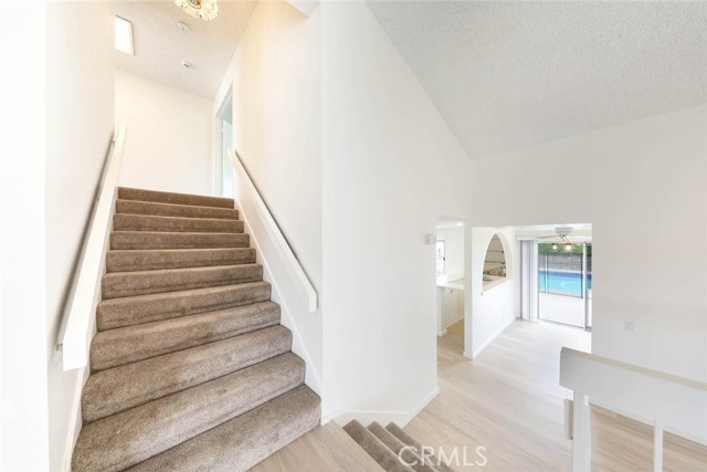 Detail Gallery Image 17 of 32 For 6720 E Swarthmore Dr, Anaheim Hills,  CA 92807 - 4 Beds | 3 Baths